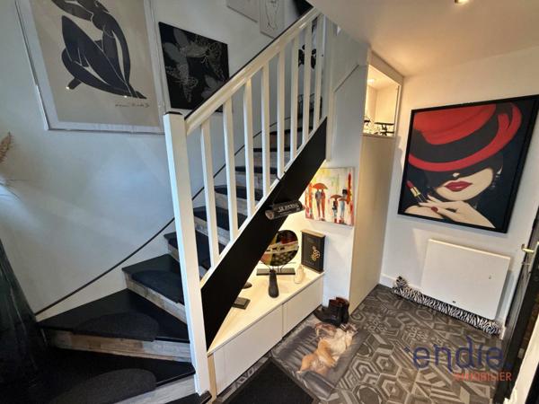 Maison Lumineuse et Fonctionnelle dans un Quartier Paisible