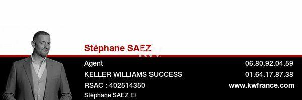 Propriété de (434 m²) en vente près de Lizy