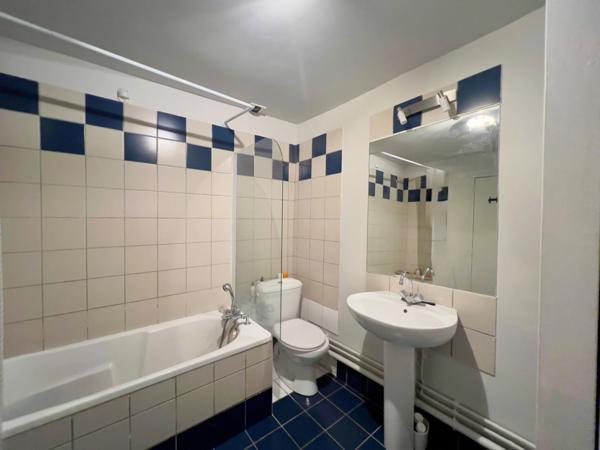 Le charme bayonnais au fil de la Nive