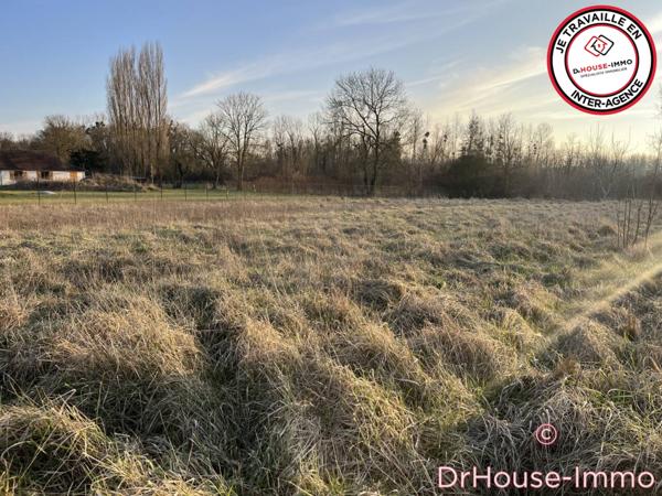 Terrain à vendre de 1 899 m²