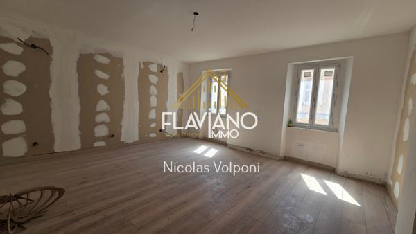 Barcelonnette (04400) Appartement de 7 pièces de 198 m² à Barcelonnette