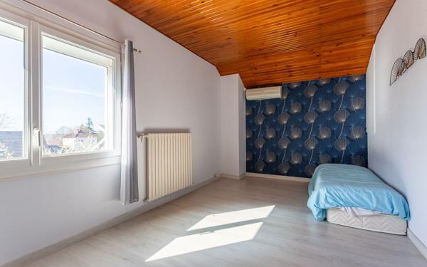 Maison à vendre    6 pièces • 104,42 m2 Montgeron