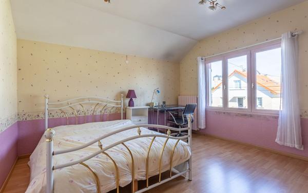 Maison à vendre    6 pièces • 104,42 m2 Montgeron