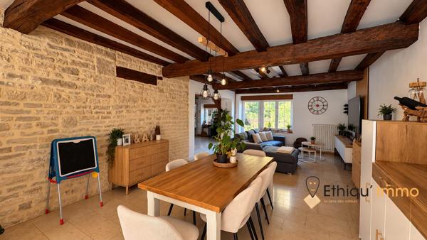 MAGNIFIQUE CORPS DE FERME RÉNOVÉ – 231 M² – PISCINE & DÉPENDANCES – À 10 MIN DE CHAUMONT