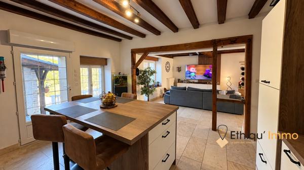 MAGNIFIQUE CORPS DE FERME RÉNOVÉ – 231 M² – PISCINE & DÉPENDANCES – À 10 MIN DE CHAUMONT