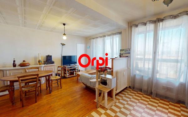 Appartement à vendre    3 pièces • 60 m2 Vaulx-en-Velin