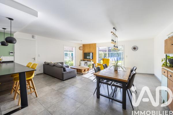 Maison à vendre 6 pièces 126 m² Briscous