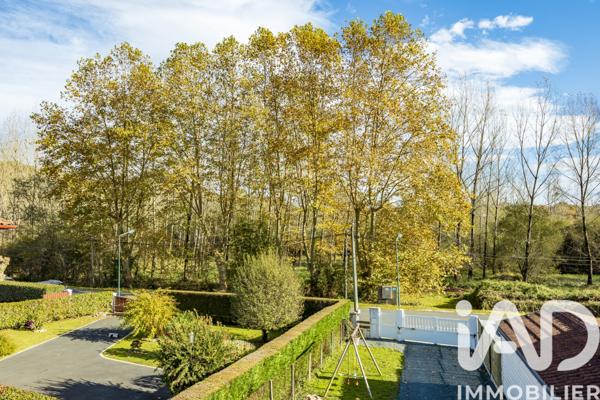 Maison à vendre 6 pièces 126 m² Briscous