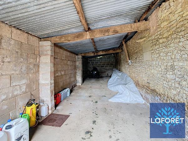 Achat maison Bazoges-en-Pareds - 5 pièce(s) - 286 m² - 64 900 €