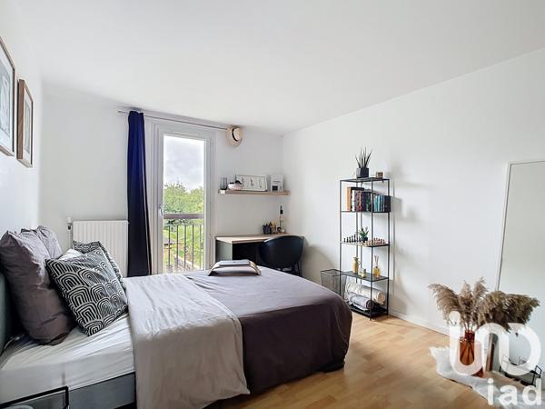 House for sale 5 rooms 109 m² Vaux-le-Pénil