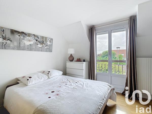 House for sale 5 rooms 109 m² Vaux-le-Pénil