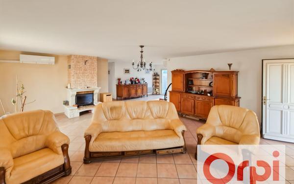 Maison à vendre    4 pièces •  Bessens