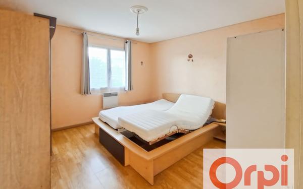 Maison à vendre    4 pièces •  Bessens