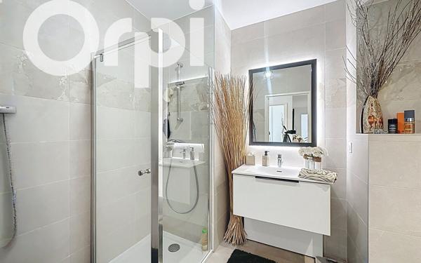 Appartement à vendre    3 pièces • 63,10 m2 Villeneuve-Loubet