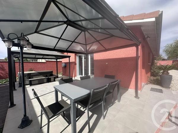Maison à vendre  4 pièces - 92,29 m 2   ST MAURICE DE GOURDANS  - 01