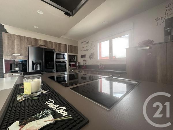 Maison à vendre  4 pièces - 92,29 m 2   ST MAURICE DE GOURDANS  - 01