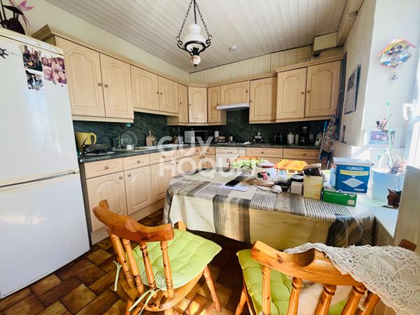 Maison à rénover de 7 pièces à vendre à Marsilly (17137) - Réf 8476