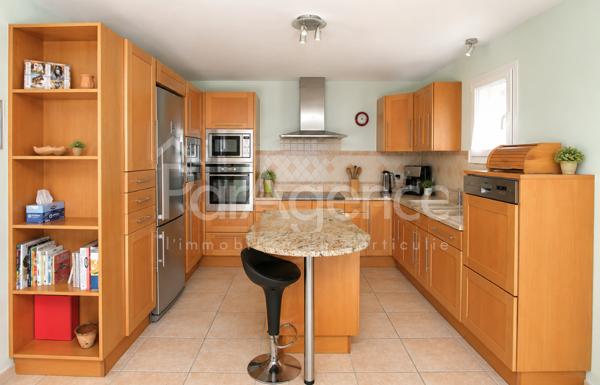 Appartement T4 avec terrasses et jardin Vue phare
