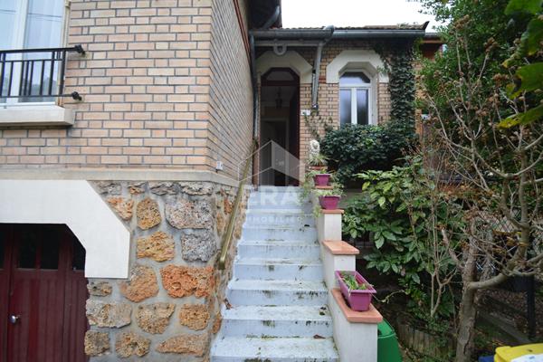 Maison Colombes 2 pièce(s) 52 m2