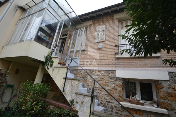 Maison Colombes 2 pièce(s) 52 m2
