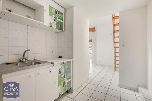 Appartement à vendre 1 pièce 51.75m² Clermont-l'Hérault (34800)