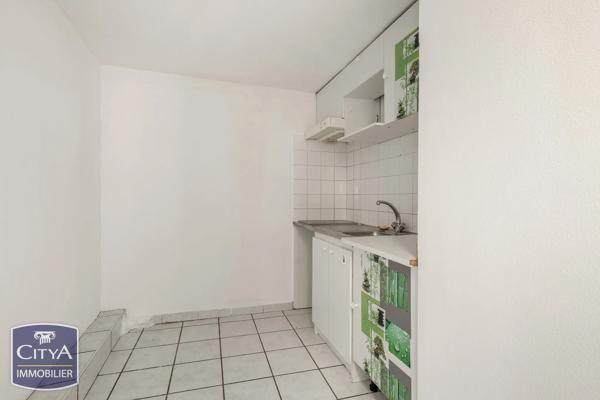 Appartement à vendre 1 pièce 51.75m² Clermont-l'Hérault (34800)