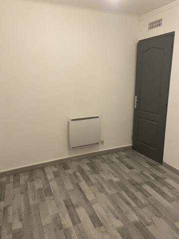 Courthézon (84350) Jolie appartement T2 avec bureau