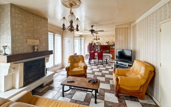 Maison à vendre    4 pièces •  Douzillac