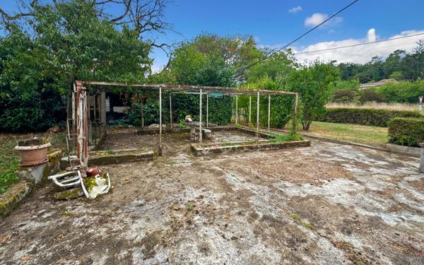 Maison à vendre    4 pièces •  Douzillac