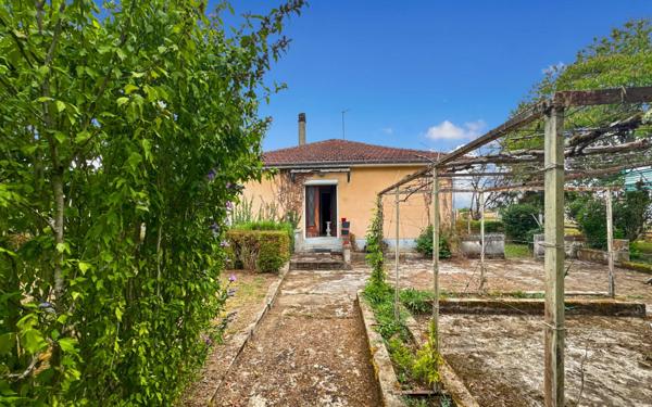 Maison à vendre    4 pièces •  Douzillac