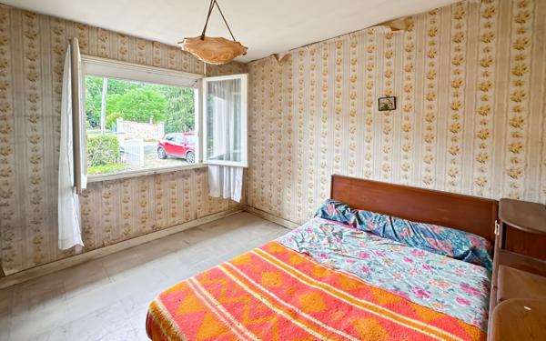 Maison à vendre    4 pièces •  Douzillac