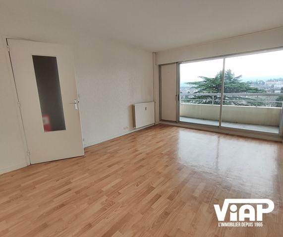 SPACIEUX T2 de 49m2 A PROXIMITE DE LA MAIRIE , Limoges