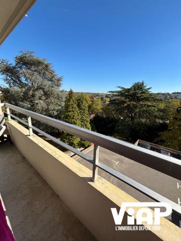 SPACIEUX T2 de 49m2 A PROXIMITE DE LA MAIRIE , Limoges