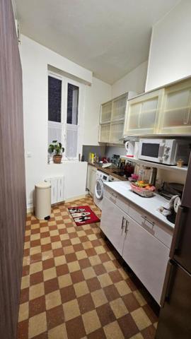 Chartres hyper centre / Magnifique 2 pièces en rez-de-chaussée + parking