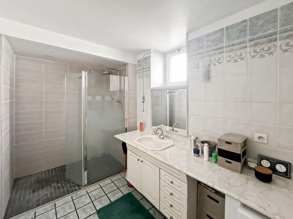 Maison Oinville sur Montcient 140 m² - 4 chambres