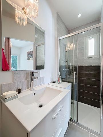 EXCLUSIVITE - MAISON RECENTE DE 117 M² SUR 748 M² AVEC DE BELLES PRESTATIONS