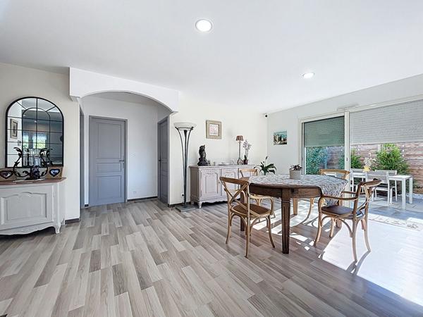 EXCLUSIVITE - MAISON RECENTE DE 117 M² SUR 748 M² AVEC DE BELLES PRESTATIONS