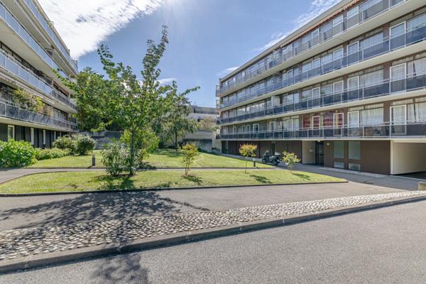 À Vendre – Appartement 4 pièces avec balcon filant – 79 m2 - Cave et parking