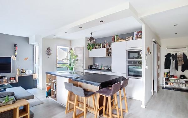 Appartement à vendre    4 pièces • 77 m2 Rezé