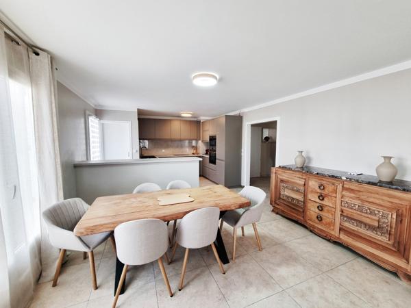 Perpignan (66100) Appartement 4 pièces de 105 m2 , balcons , ascenseur