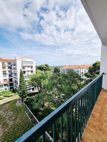 Perpignan (66100) Appartement 4 pièces de 105 m2 , balcons , ascenseur