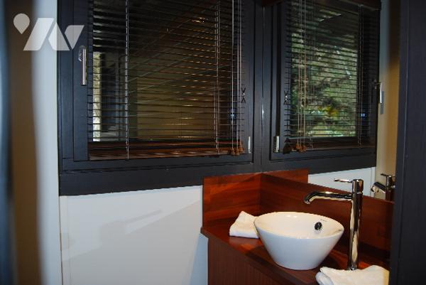 SEVRIER BEAU-RIVAGE - 200 m du lac, maison ossature bois AXE & D, 4 chambres, balcon, 2 terrasses,