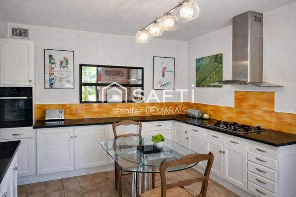 MAISON D'ARCHITECTE 150 M2 AVEC PISCINE