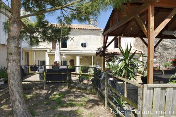 Maison à vendre 7 pièces proche de AIGREFEUILLE D'AUNIS (17)