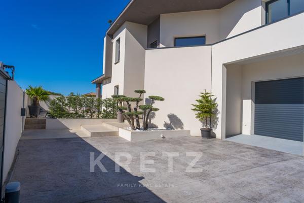 Villa contemporaine en bord de mer