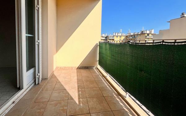 Appartement à vendre    3 pièces • 59 m2 Nice