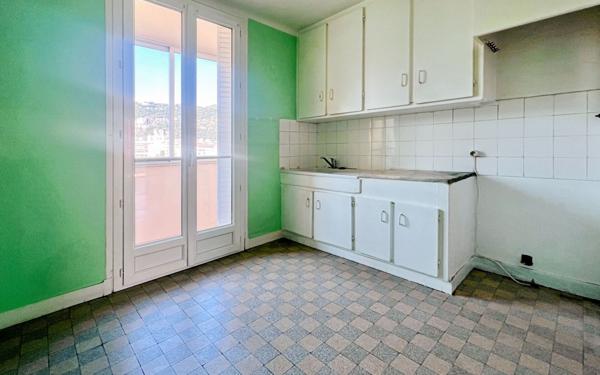 Appartement à vendre    3 pièces • 59 m2 Nice