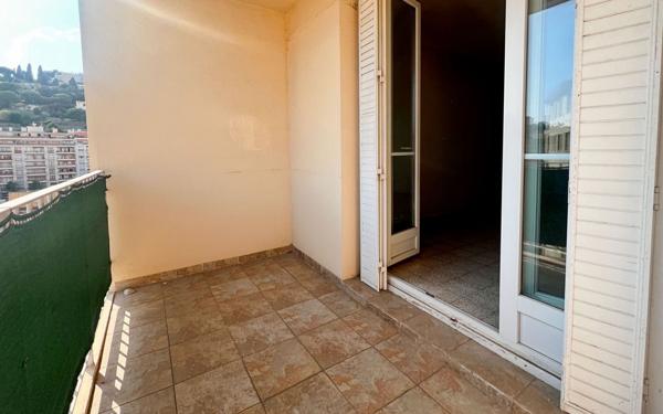 Appartement à vendre    3 pièces • 59 m2 Nice
