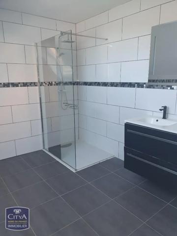 Maison à louer 6 pièces 155m² Ferrière-la-Grande (59680)