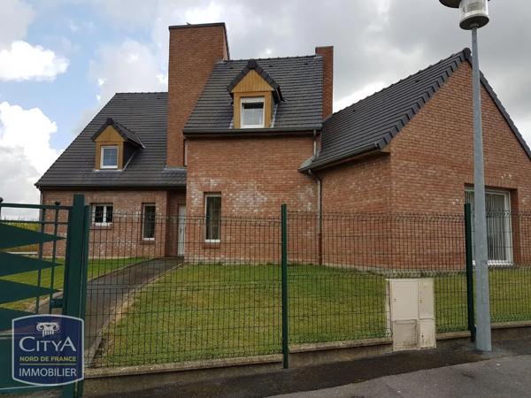 Maison à louer 6 pièces 155m² Ferrière-la-Grande (59680)